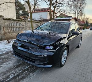 Volkswagen Golf VIII 1.5 eTSI OPF DSG Style 2024
