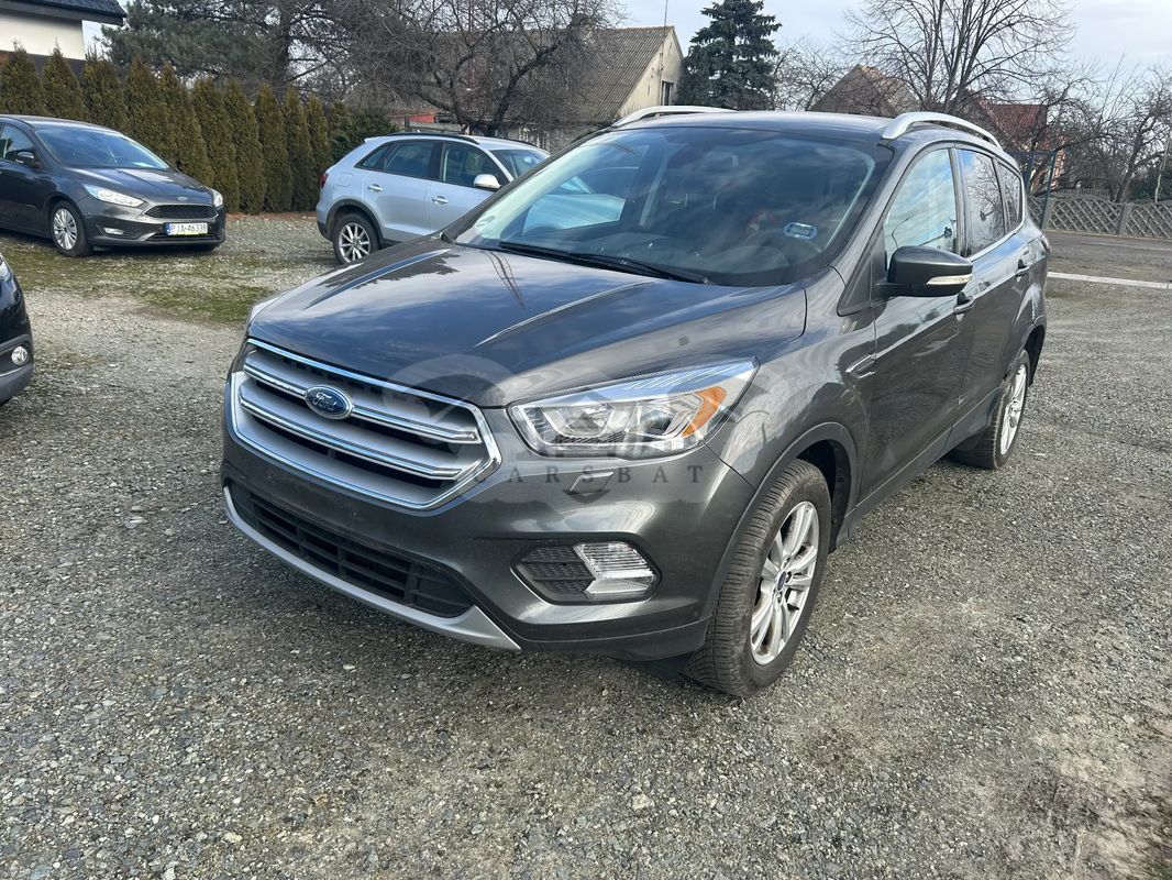 Ford Kuga II 1.6 EcoBoost 2x4 Titanium 2017