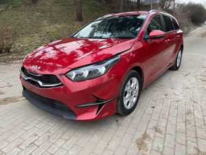 Kia Ceed III 1.5 T-GDI L Business Line DCT 2022