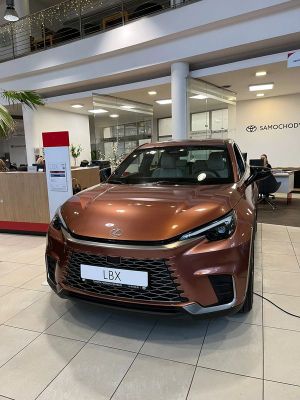 Lexus LBX 1.5 Hybrid Elegant 2025