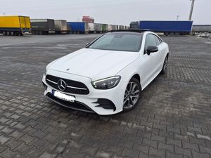 Mercedes-Benz E W213 220 d 4-Matic 9G-TRONIC 2021