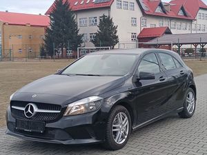 Mercedes-Benz A W176 160 d Activity Edition 2017