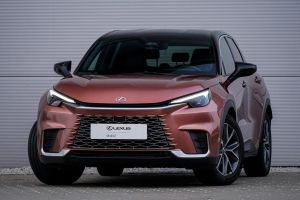 Lexus LBX 1.5 Hybrid Emotion 2025