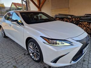 Lexus ES 300h Business Edition + 2020