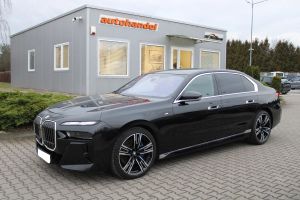 BMW 7 Series G70 740d xDrive mHEV M Sport sport 2022