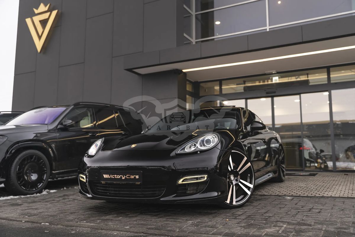 Porsche Panamera Turbo PDK 2011