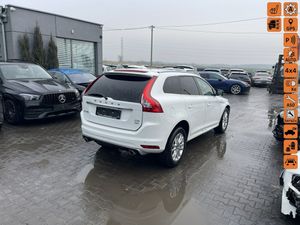 Volvo XC60 I D5 AWD R-Design Kinetic 2016