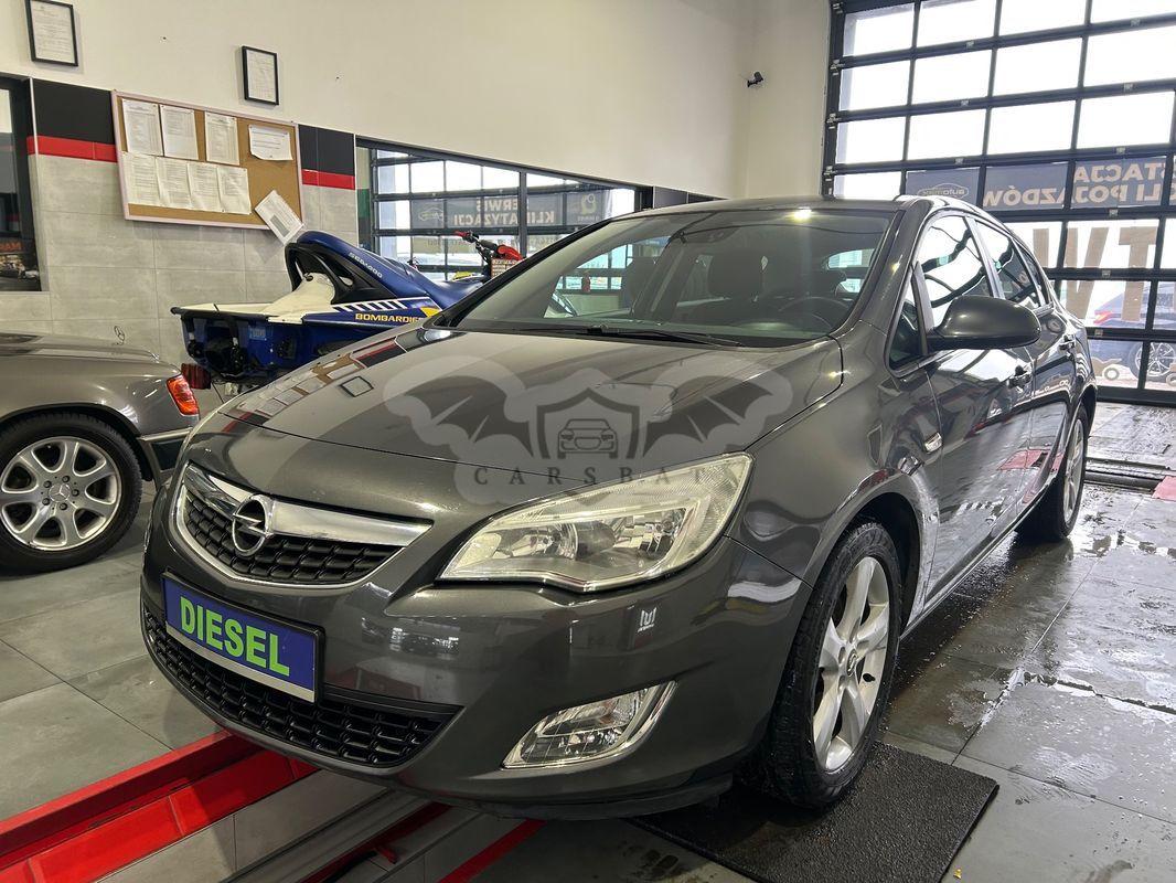 Opel Astra H 1.7 CDTI DPF Active 2012