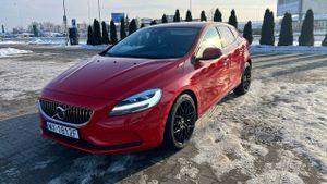 Volvo V40 II T2 2016