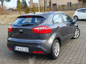 Kia Rio III 1.2 Business Line 2012