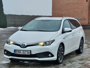Toyota Auris II Hybrid 135 Premium 2016