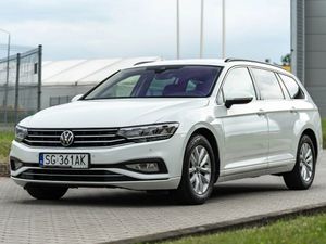 Volkswagen Passat B8 1.5 TSI EVO Elegance 2022