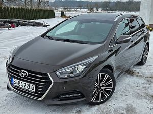 Hyundai i40 Kombi blue 1.7 CRDi DCT Premium 2016