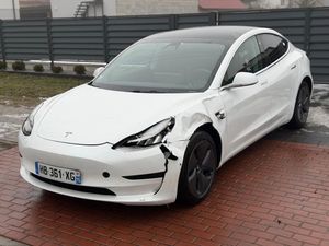 Tesla Model 3 2019