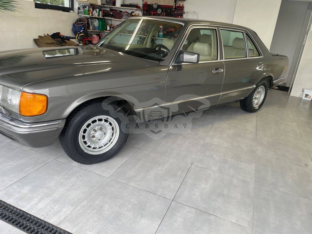 Mercedes-Benz S W126 1982
