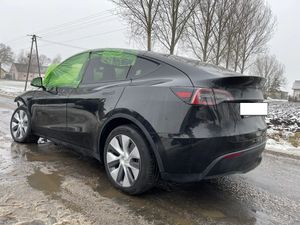 Tesla Model Y Long Range Dual Motor AWD 2024