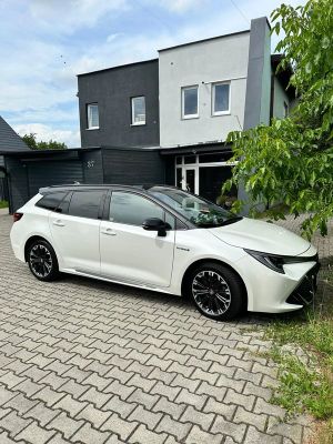 Toyota Corolla Seria E21 1.8 Hybrid GR Sport 2021