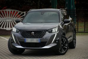 Peugeot 2008 II PureTech 130 EAT8 GT 2021