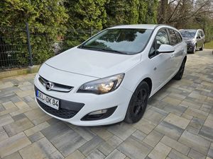 Opel Astra J 1.4 Turbo Design Edition 2014