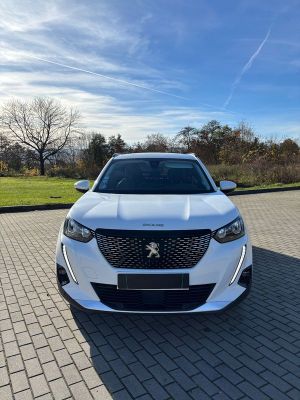 Peugeot 2008 II PureTech 130 EAT8 Allure 2021