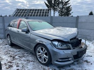 Mercedes-Benz C W204 220 CDI 7G-TRONIC Avantgarde Edition 2012