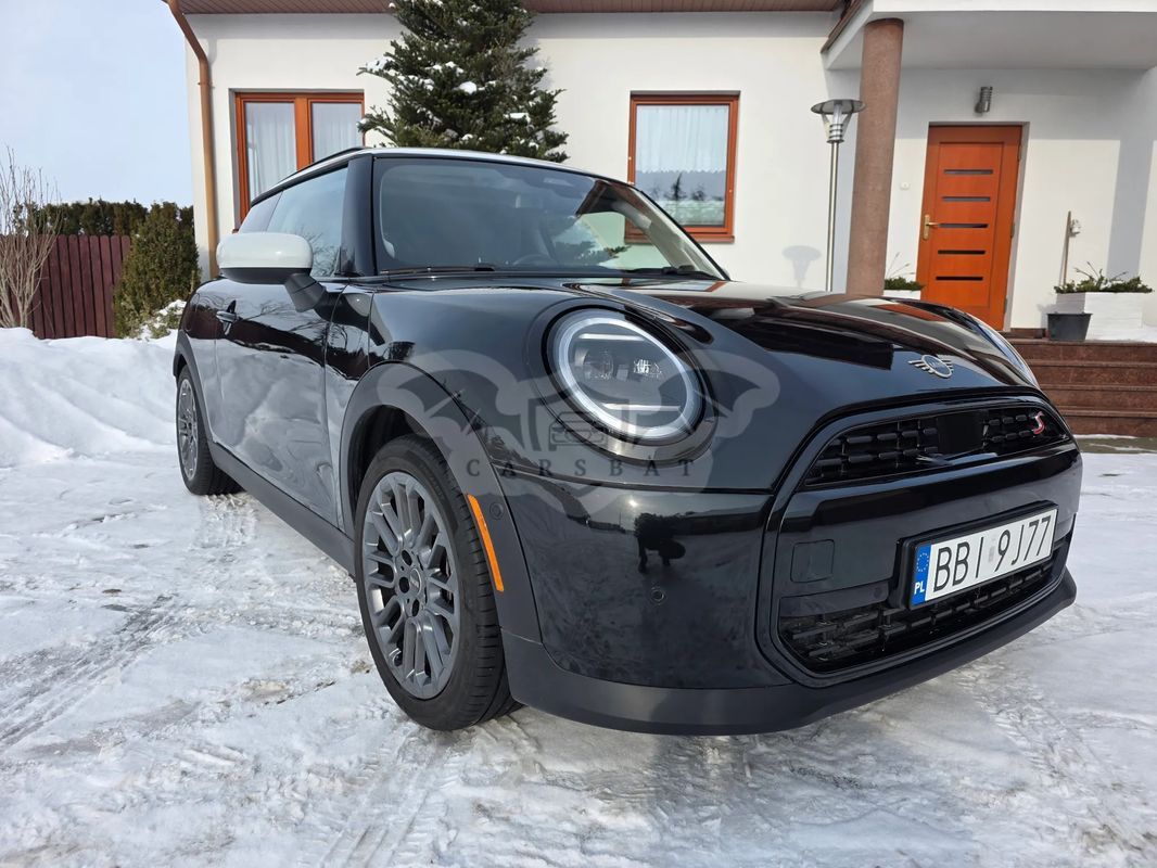 Mini Cooper Classic Trim 2024