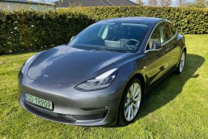 Tesla Model 3 2019
