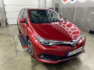 Toyota Auris II Hybrid 135 Prestige 2016