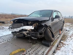 BMW 1 Series F40 118i Sport Line 2019