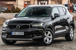 Volvo XC40 D3 Momentum Pro 2020