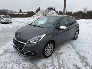Peugeot 208 I 1.2 PureTech Style 2016