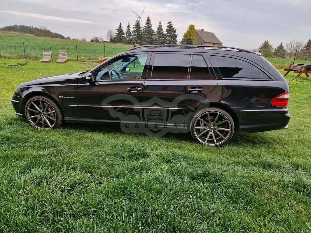 Mercedes-Benz E W211 55 T AMG 2005