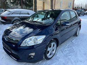 Toyota Auris II 2011