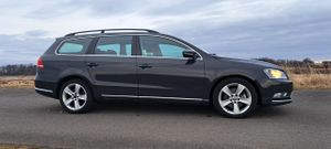 Volkswagen Passat B8 1.6 TDI BlueMotion Technology Comfortline 2014