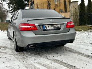 Mercedes-Benz E W212/W207 350 CDI BlueEff Avantgarde 2009