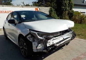 Toyota Corolla Seria E21 2025