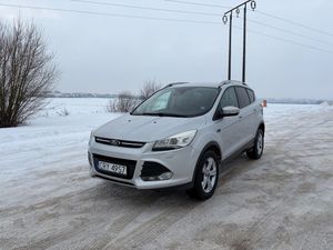 Ford Kuga II 1.6 EcoBoost 2x4 Titanium 2013