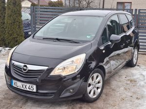 Opel Meriva II 1.4 Innovation 2011