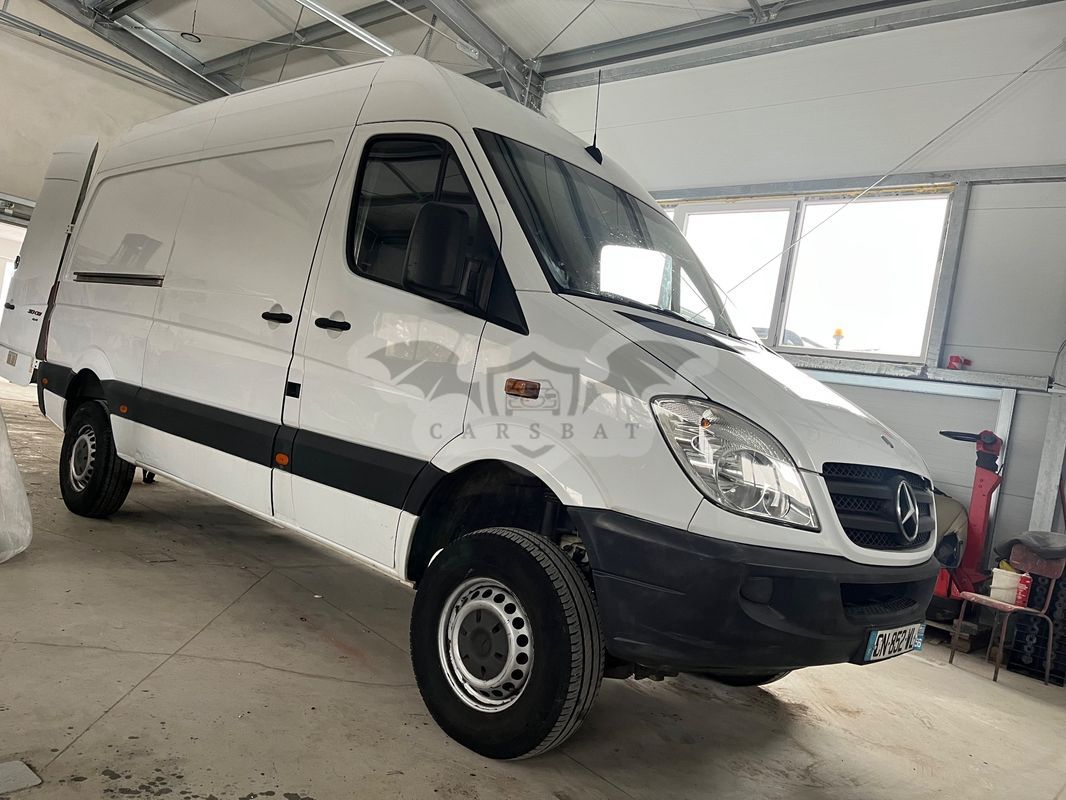 Mercedes-Benz Sprinter 2012