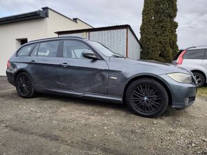 BMW 3 Series E90/E91/E92/E93 316d Advantage 2010