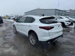 Alfa Romeo Stelvio 2.0 Turbo 16V AT8-Q4 Ti 2018