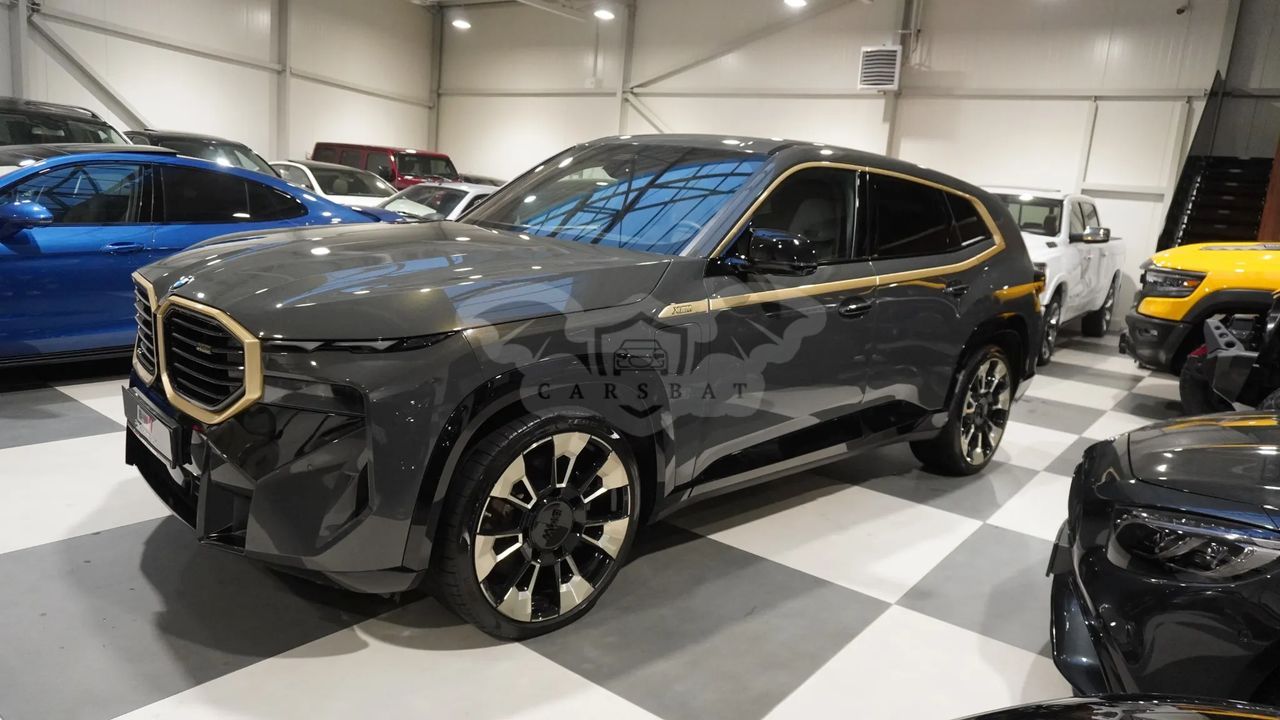 BMW XM G09 2023