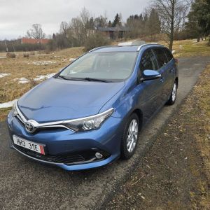 Toyota Auris II 1.6 D-4D Executive 2015