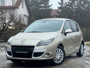 Renault Scenic III 2.0 16V 140 CVT Dynamique 2011