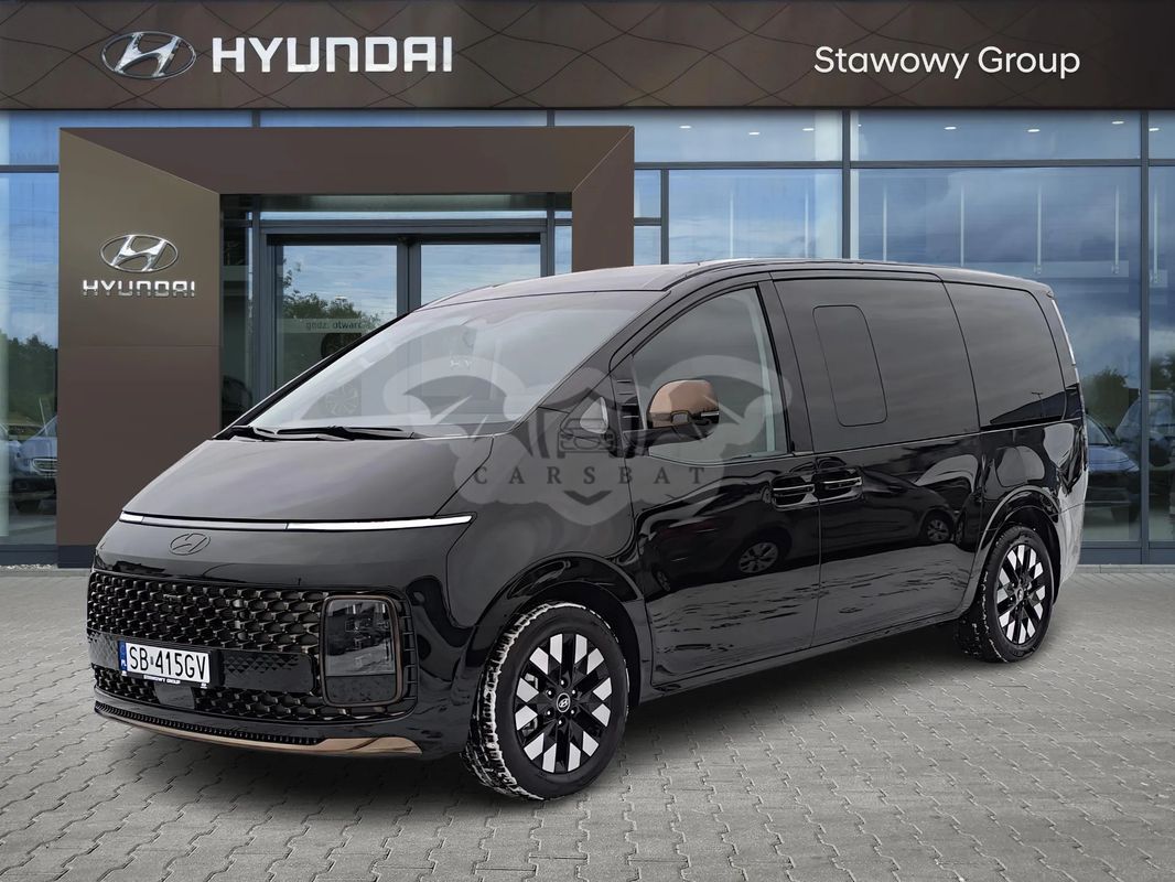 Hyundai Staria 1.6 T-GDI HEV Luxury 2025