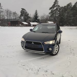 Mitsubishi Outlander II 2011