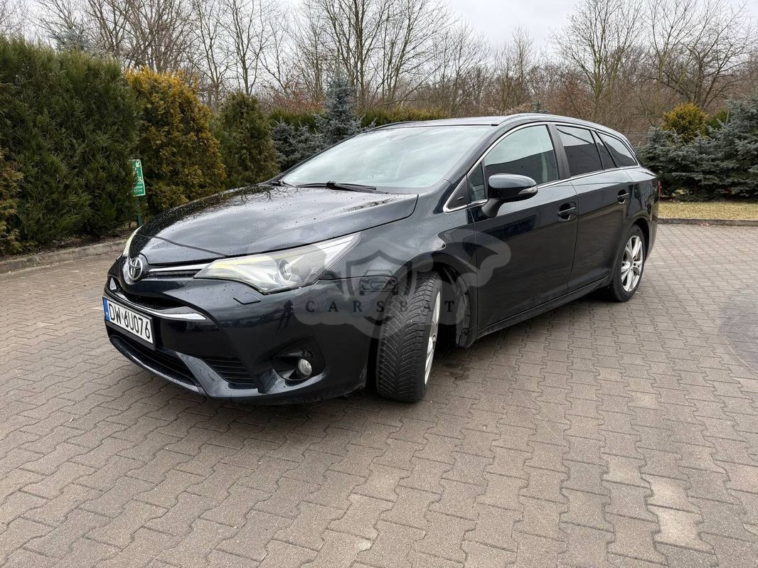 Toyota Avensis III 2.0 D-4D Premium 2015
