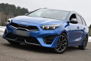 Kia Ceed III 1.5 T-GDI DCT7 OPF GT Line 2022