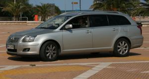 Toyota Avensis II 2.2 D-4D Sol 2006