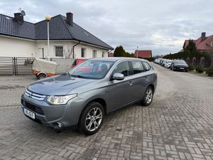 Mitsubishi Outlander III 2.0 2WD Diamant Edition 2015